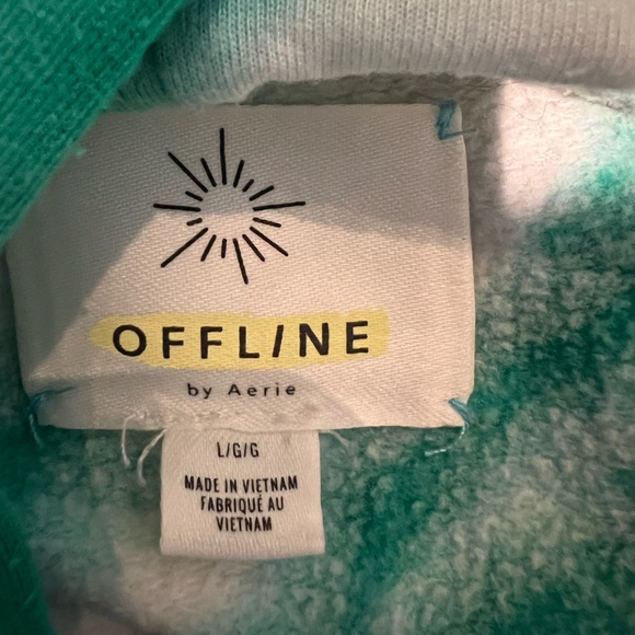 Offline by aerie super cozy cropped sweatshirt and shorts - Picture 4 of 4